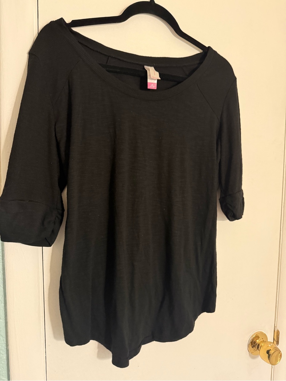 No Boundaries Black Scoop Neck 3/4 Sleeve Knit Top